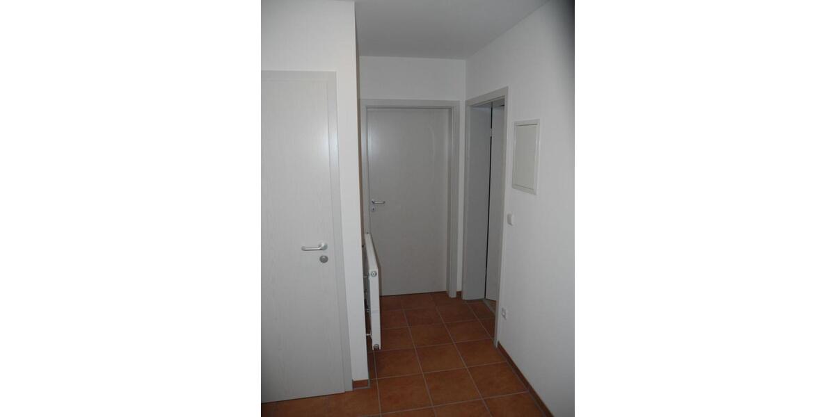 Erdgeschoßwohnung Roßtal - 1 Zimmer, 29 m&sup2;, 290&euro; | Angebot:25383598