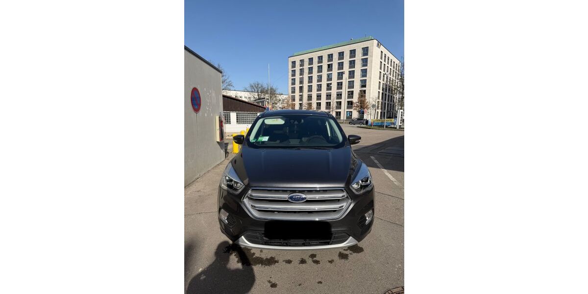 Ford Kuga 44.500 km 15.500 &euro; München 80634