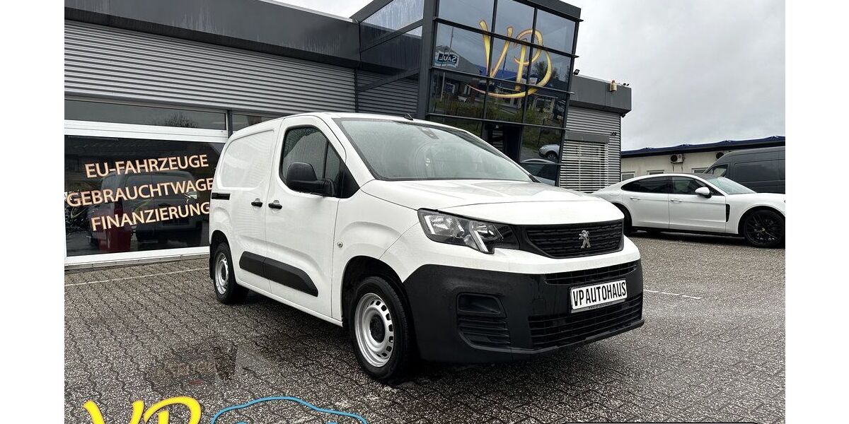 Peugeot Partner 52.000 km 11.700 &euro; Leer 26789