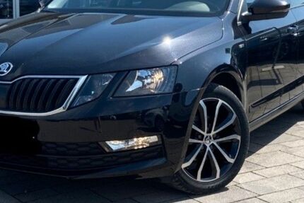Skoda Octavia 90.000 km 16.400 &euro; Buttenwiesen 86647