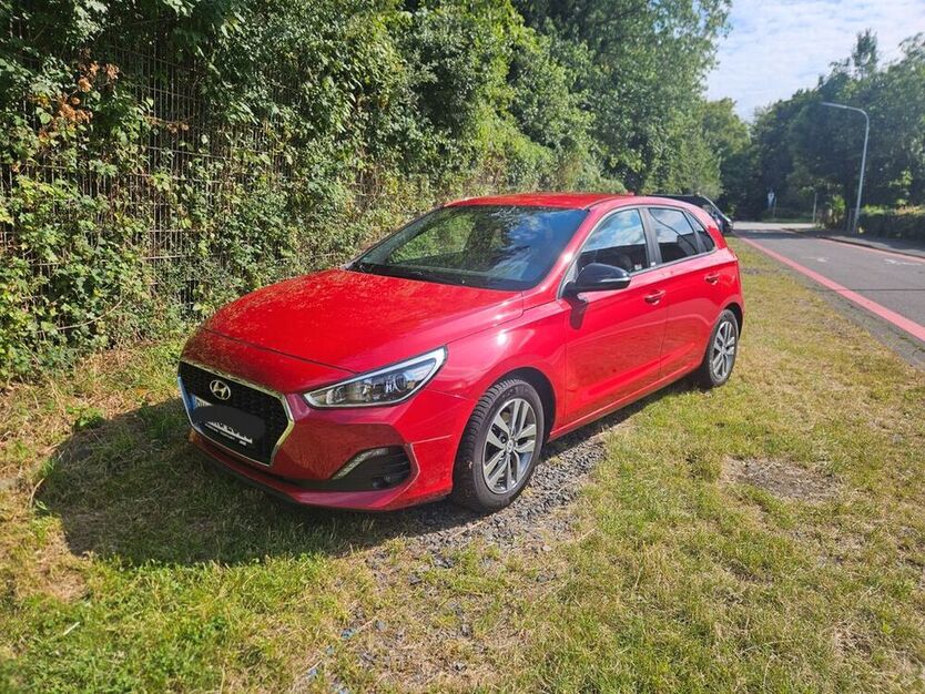 i30
