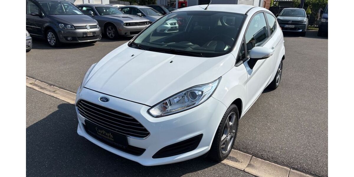 Ford Fiesta 88.772 km 5.699 &euro; Fürth 90763