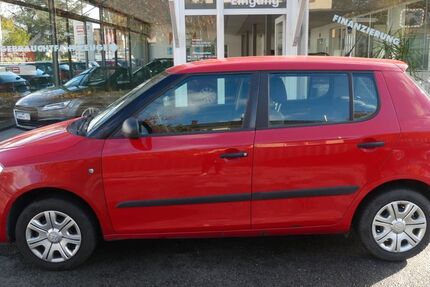 Skoda Fabia 53.050 km 6.990 € Osnabrück 49084