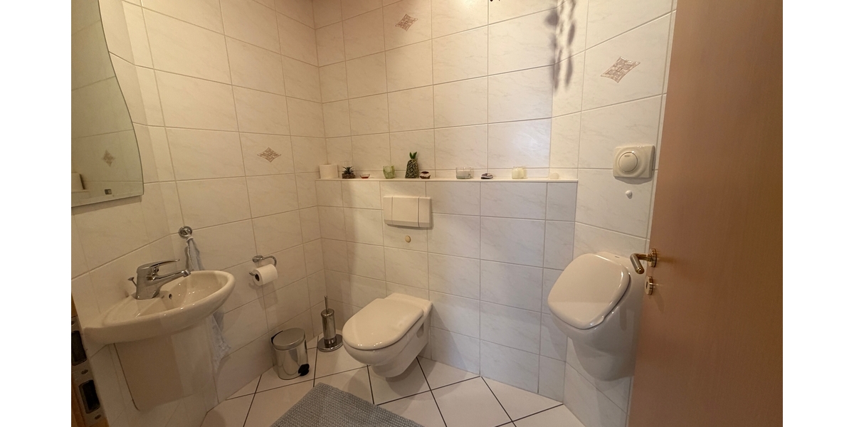 Panoramablick inklusive – Repräsentatives Familienanwesen mit Einliegerwohnung - Zweifamilienhaus Einselthum Rheinland-Pfalz | Angebot:27130624