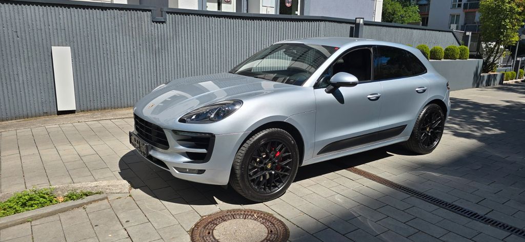 Porsche Macan 99.000 km 36.555 &euro; München 80689