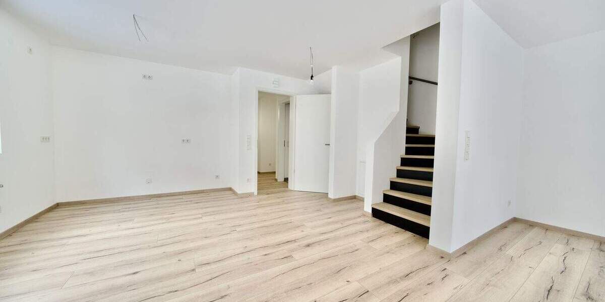 Zukunftssichere Neubau-Doppelhaushälfte A+ mit moderner Energietechnik (A) 6 zimmer