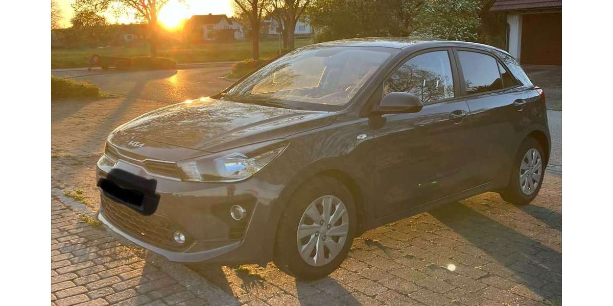 Kia Rio 8.500 km 13.500 &euro; Essenbach-Unterwattenbach 84051