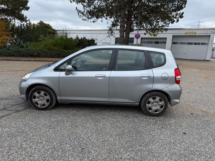 Honda Jazz 84.742 km 1.999 € Barsbüttel 22885