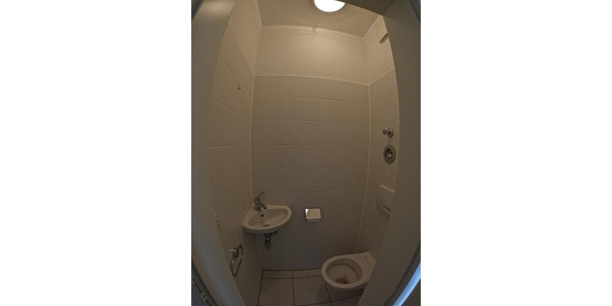 Erdgeschoßwohnung Worms - 2 Zimmer, 67 m&sup2;, 650&euro; | Angebot:26621561