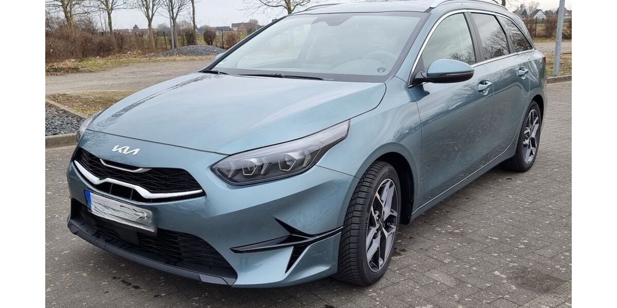 Kia ceed Sportswagon 29.200 km 25.940 &euro; Elsdorf 50189
