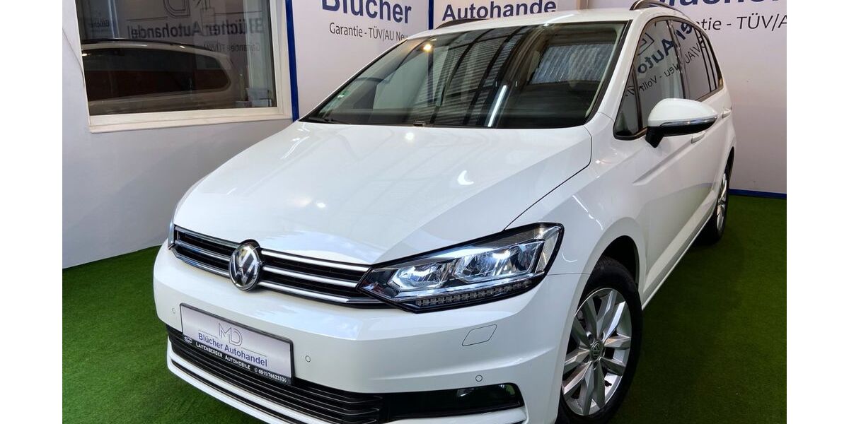 VW Touran 66.000 km 22.950 &euro; Berlin/Schöneberg 10827