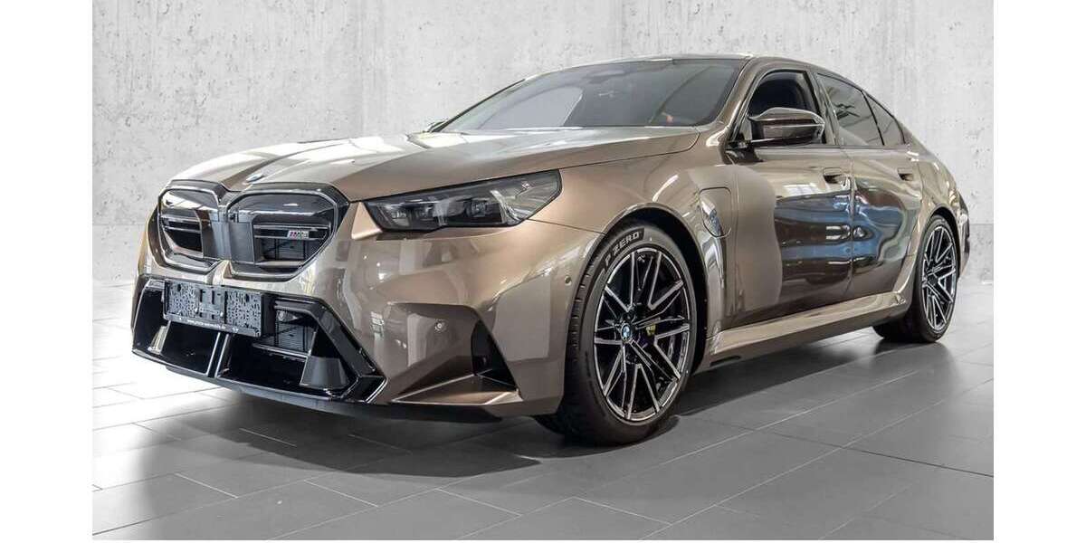 BMW M5 2.800 km 149.900 &euro; Köln 51063