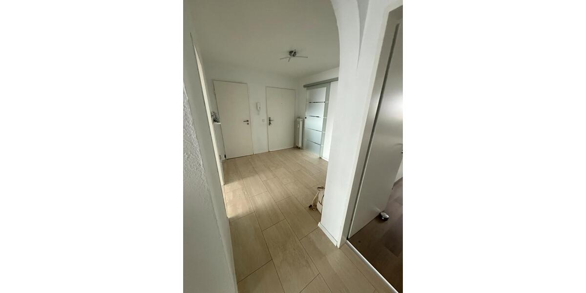 Dachgeschoßwohnung Neuss Allerheiligen - 3 Zimmer, 76 m&sup2;, 260.000&euro; | Angebot:27070841