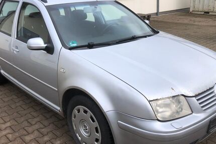 VW Bora 354.573 km 690 &euro; Luizhausen 89173