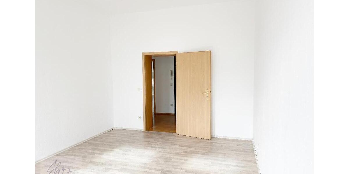 Etagenwohnung Riesa - 2 Zimmer, 73 m&sup2;, 395&euro; | Angebot:26400675
