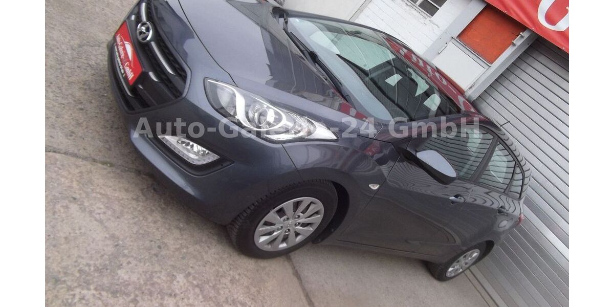 Hyundai i30 110.400 km 7.799 &euro; Berlin 12277