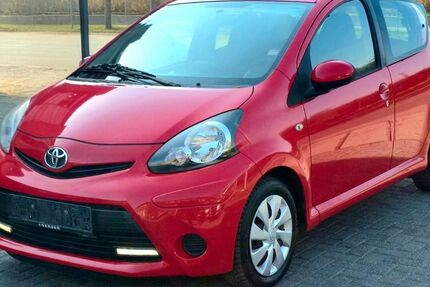 Toyota Aygo (X) 186.000 km 2.999 &euro; Ahlen 59229