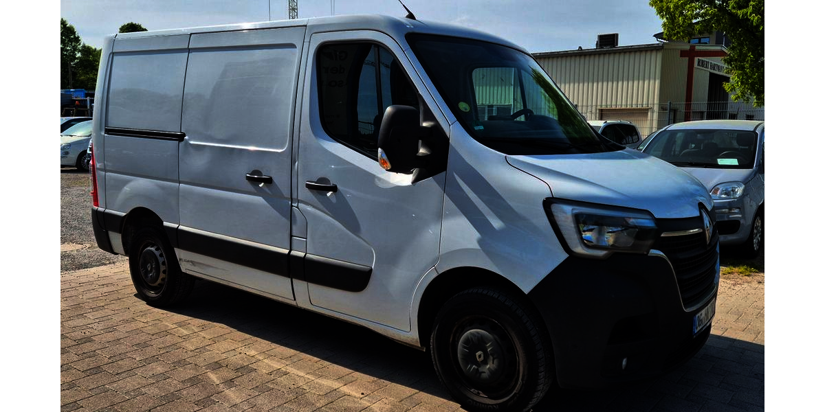 Renault Master 295.937 km 6.800 &euro; Baden-Baden 76532