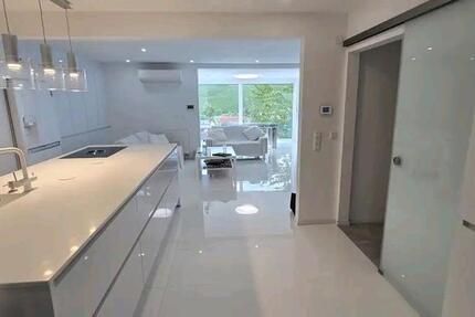 Wohnung Eberstadt - 5 Zimmer, 115 m&sup2;, 1.700&euro; | Angebot:26317422
