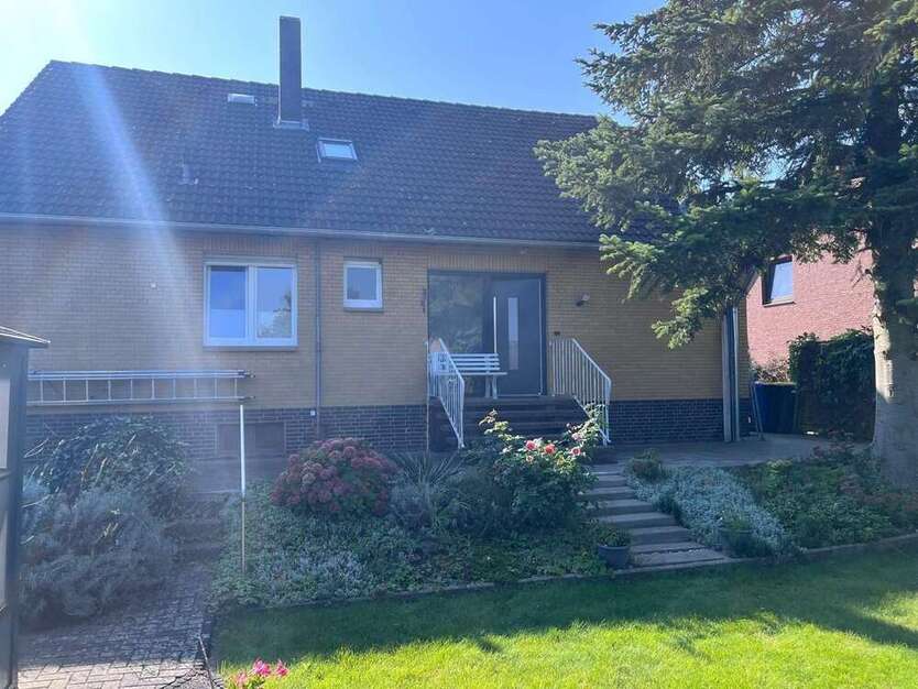 Haus zum Kaufen in Feldbergen-Söhlde 329.000 € 260 m²