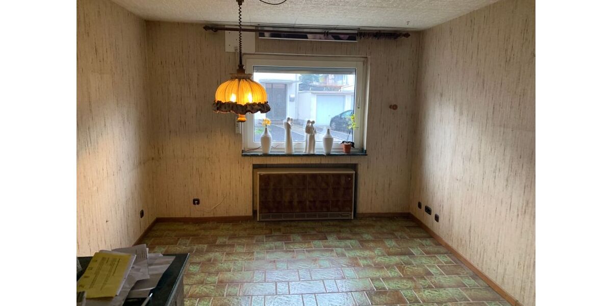 Doppelhaushälfte mit viel Potential ab 01.02.2026 in 52477 zu mieten 4 zimmer