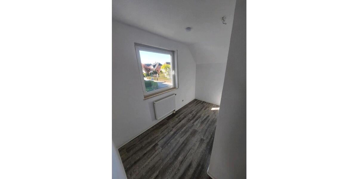Doppelhaushälfte Zerbst (Anhalt) - 5 Zimmer, 120 m&sup2;, 169.000&euro; | Angebot:26385552