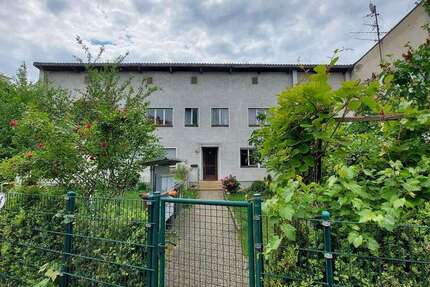 Haus zum Kaufen in Stuttgart Rot 1.950.000 € 324 m² 14.5 zimmer