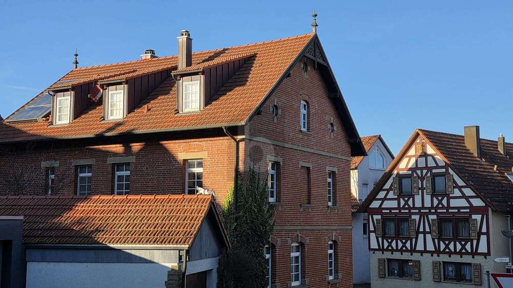 Einfamilienhaus Besigheim - 8 Zimmer, 273 m&sup2;, 950.000&euro; | Angebot:27364622