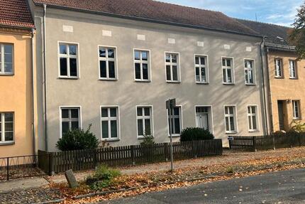 Erstbezug nach Sanierung - 3-Zimmer-Altbauwohnung in Rheinsberg 3 zimmer