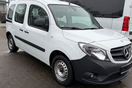 Mercedes-Benz Citan 109.000 km 9.999 &euro; STOCKELSDORF/LÜBECK 23617