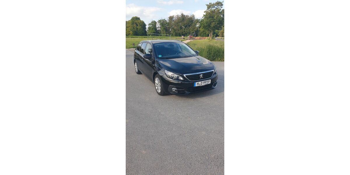 Peugeot 308 110.200 km 8.250 &euro; Barsinghausen 30890