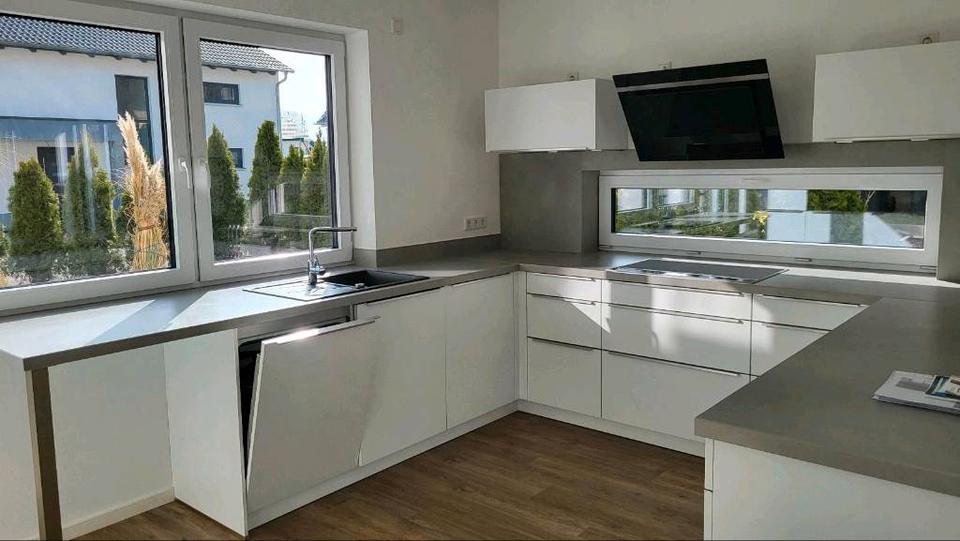 Terrassenwohnung Petersberg - 3 Zimmer, 126 m&sup2;, 1.500&euro; | Angebot:26091395
