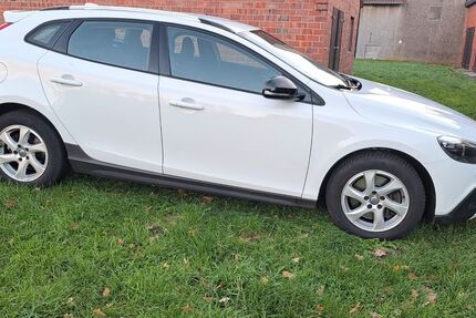 Volvo V40 Cross Country 188.000 km 10.900 € Tecklenburg 49545