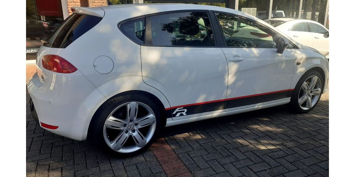 Seat Leon 187.000 km 3.999 &euro; Lügde 32676