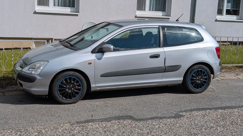Honda Civic 176.300 km 1.799 &euro; Pulsnitz 01896