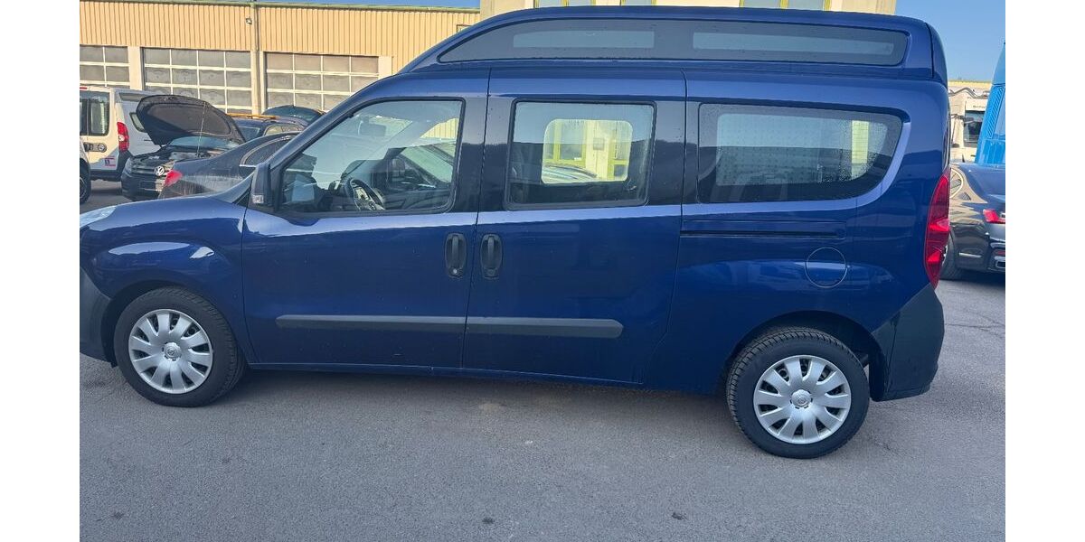 Opel Combo 106.068 km 11.900 &euro; Ludwigsfelde 14974