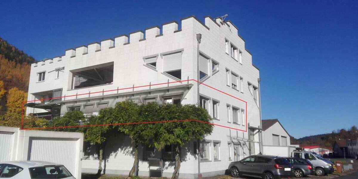 Etagenwohnung Bad Wildbad Calmbach - 4.5 Zimmer, 100 m&sup2;, 900&euro; | Angebot:26731858