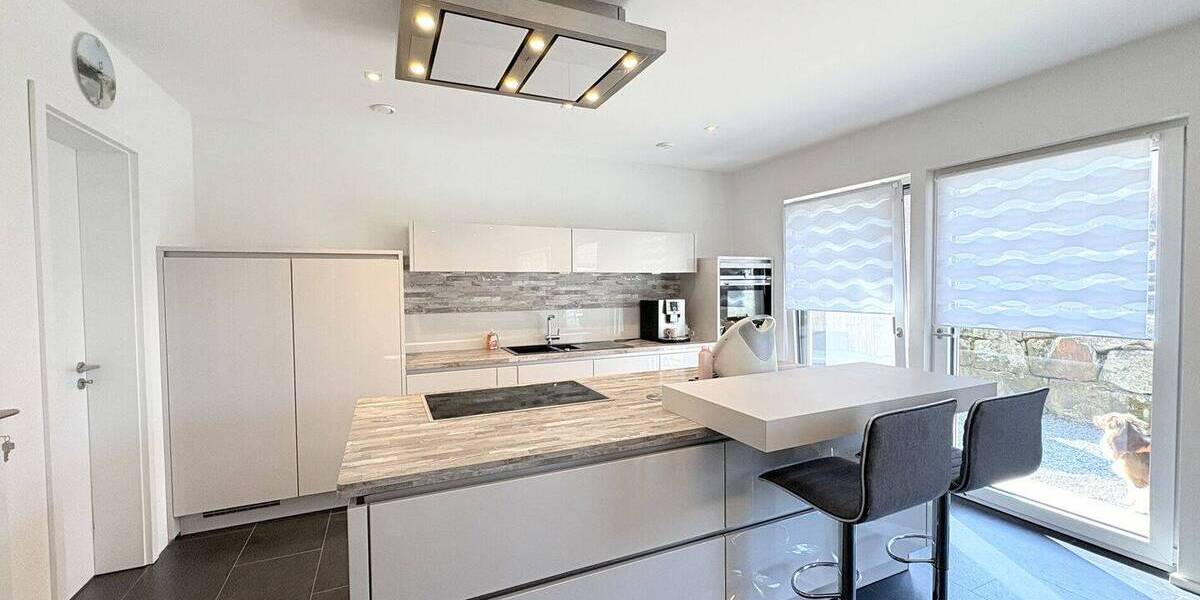 Einfamilienhaus Kirchhain / Betziesdorf Betziesdorf - 7 Zimmer, 142 m&sup2;, 589.900&euro; | Angebot:26201872