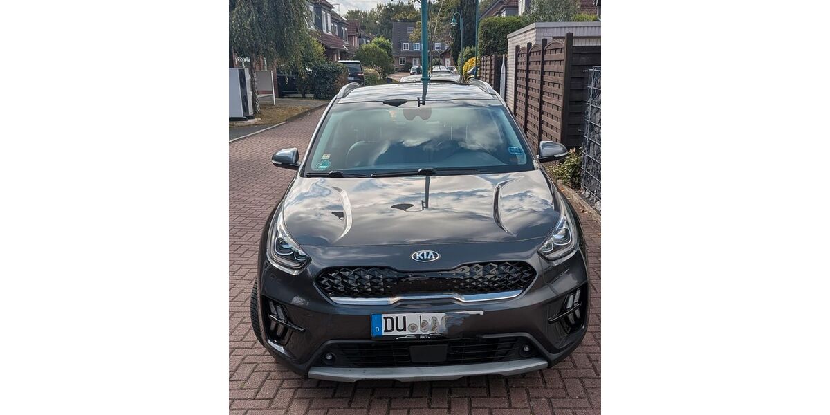 Kia Niro 93.000 km 18.400 € Duisburg 47259