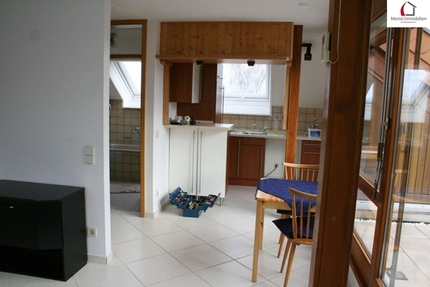 °°° MODERNE DACHGESCHOSSWOHNUNG MIT TERRASSE, TGL-BAD, EINBAUKÜCHE UND TIEFGARAGE °°° 1.5 zimmer