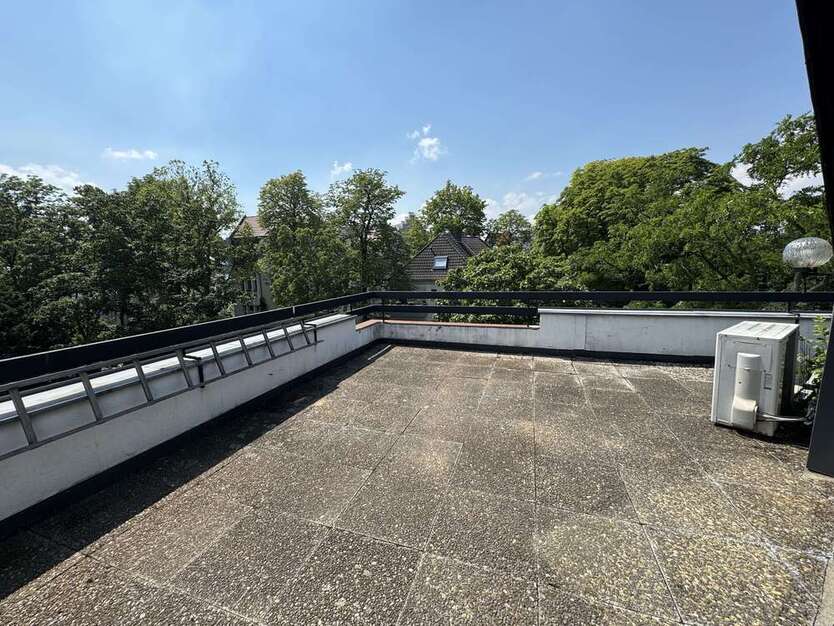 Büro in Berlin 1.499 € 92.5 m²