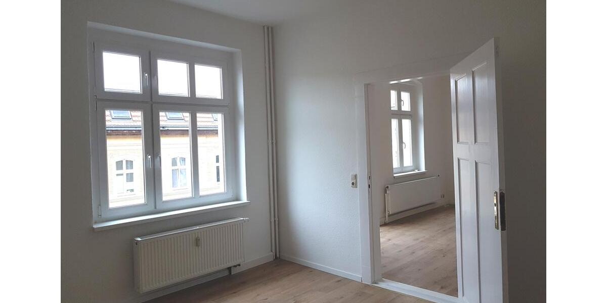 Etagenwohnung Frankfurt (Oder) - 6 Zimmer, 148 m&sup2;, 969&euro; | Angebot:26365893