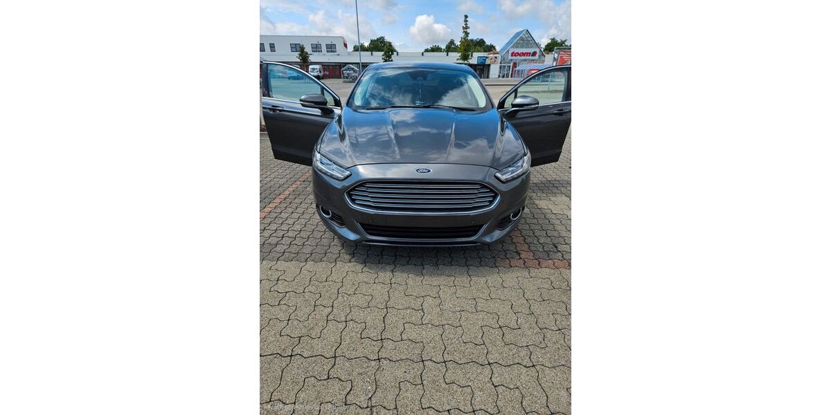 Ford Mondeo 49.642 km 15.500 &euro; Bautzen 02625