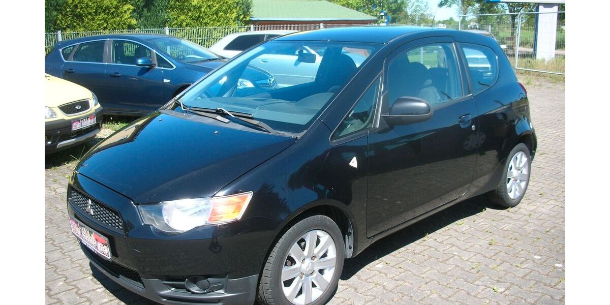 Mitsubishi Colt 231.850 km 1.899 &euro; Halle/Saale 06116
