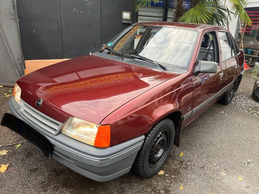 Opel Kadett 36.000 km 8.500 € Düsseldorf 40597