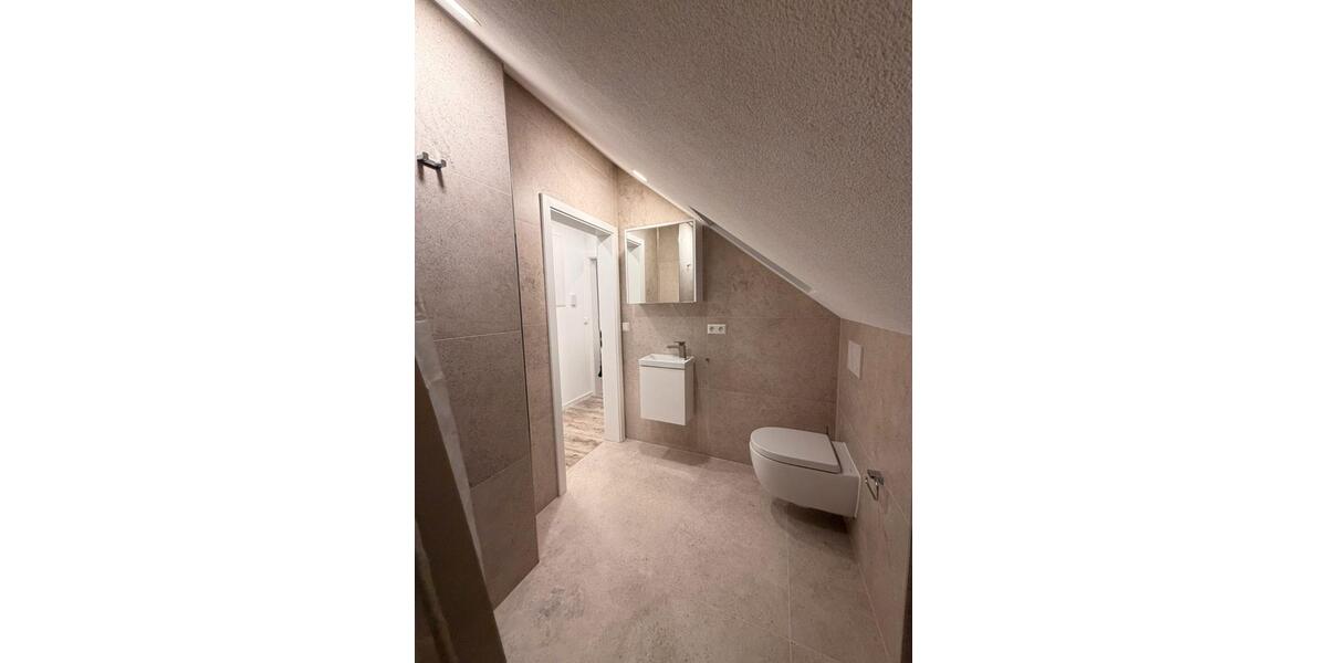 Dachgeschoßwohnung Mosbach - 2 Zimmer, 55 m&sup2;, 800&euro; | Angebot:26030737