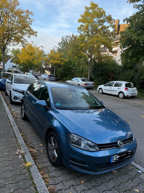 VW Golf 138.000 km 10.000 € Leinfelden 70771