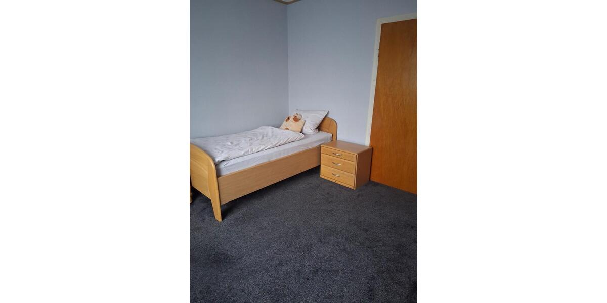 Etagenwohnung Raunheim - 1 Zimmer, 15 m&sup2;, 350&euro; | Angebot:25988983