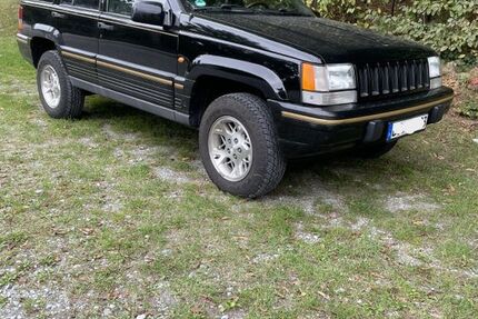 Jeep Grand Cherokee 178.265 km 11.000 &euro; Braunschweig 38120