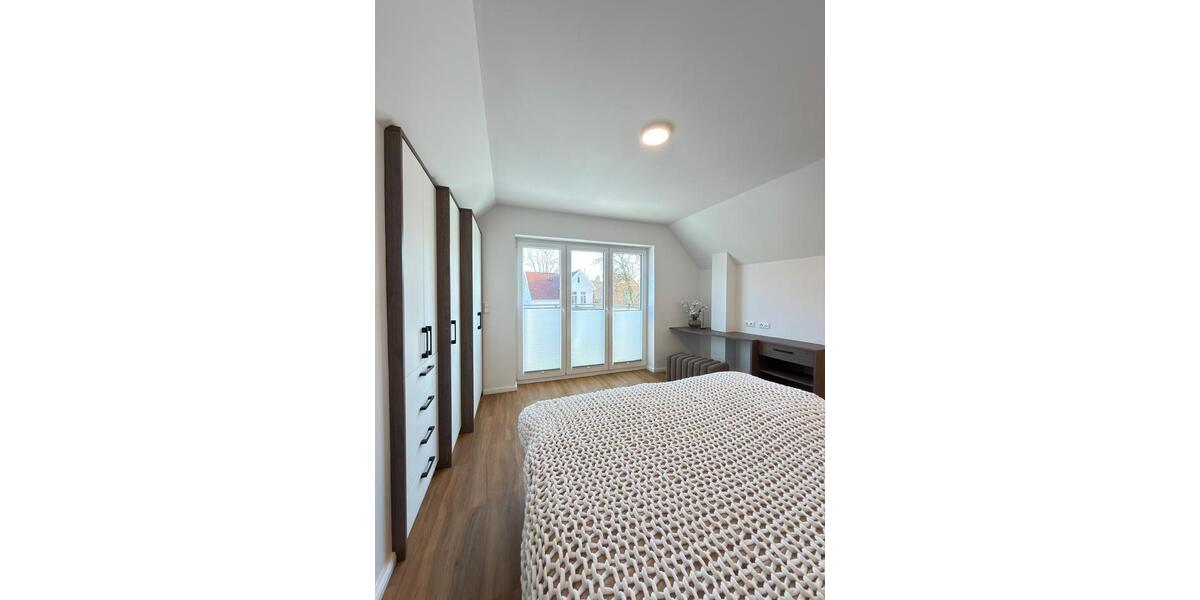 Etagenwohnung Aurich - 2 Zimmer, 65 m&sup2;, 2.000&euro; | Angebot:26564250